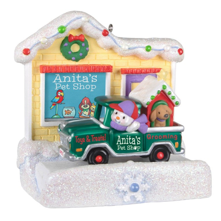 2023 Anita's Pet Shop, Happy Holiday Parade Collection
