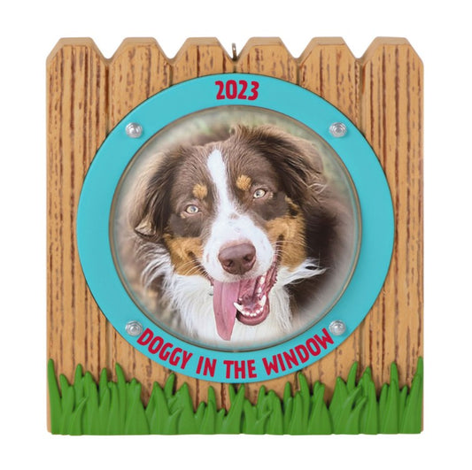 2023 Doggy in the Window Photo Holder