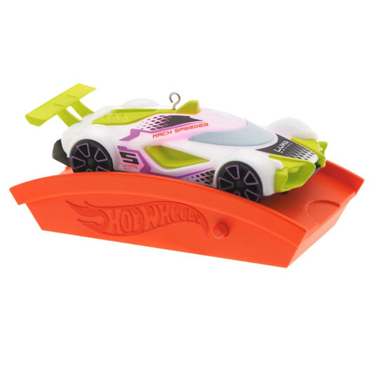 2023 Hot Wheels™ Mach Speeder™, Magic Light